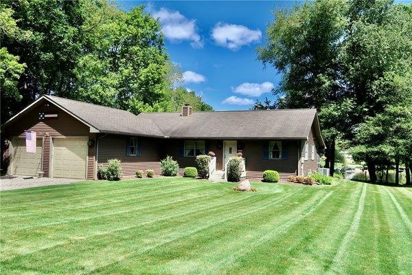612 LATONKA DR, MERCER, PA 16137 - Image 12cd52f2e0a795bc23437083b48f8a2d/85164295