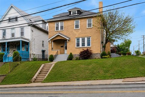 Photo of 2651 Pioneer Ave, Pittsburgh, PA 15226 (MLS # 1752881)