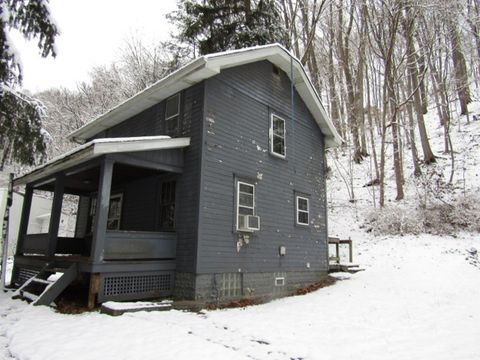 Photo of 234 Spring Run Rd, Crescent, PA 15046 (MLS # 1732561)