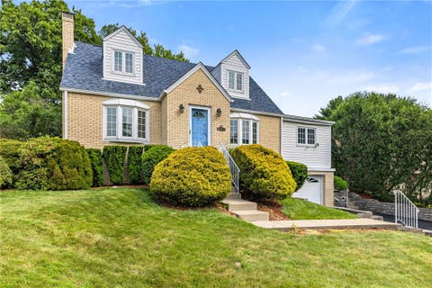 Photo of 44 Hollow Haven Dr, Pittsburgh, PA 15236 (MLS # 1759355)