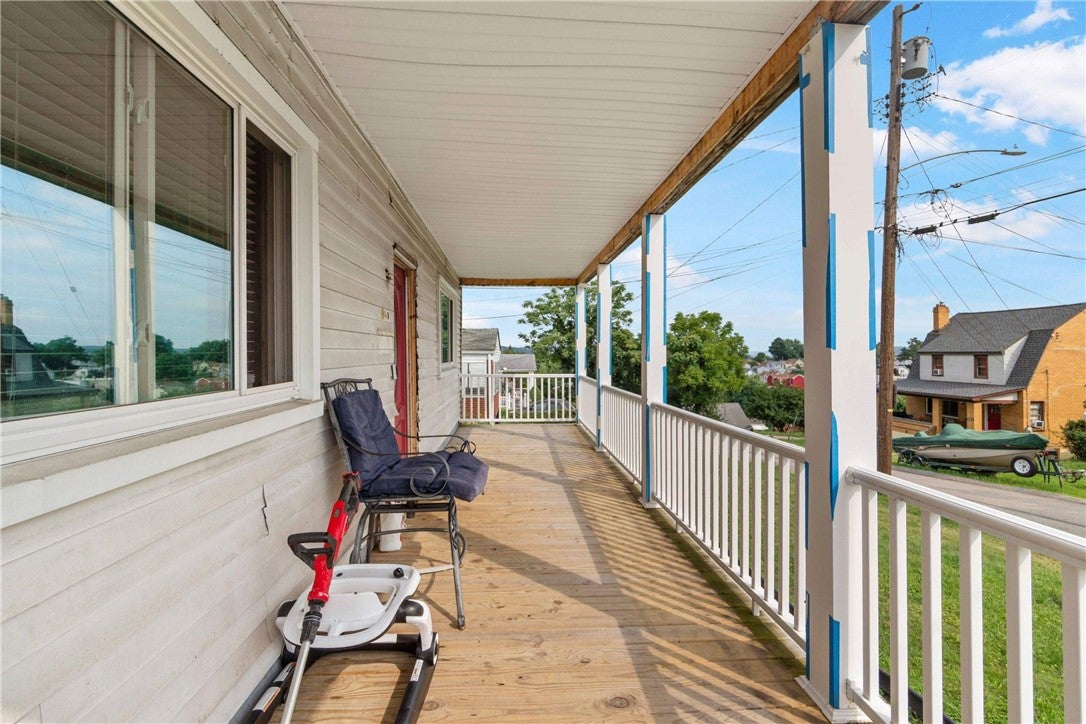 112 Bouquet Street
