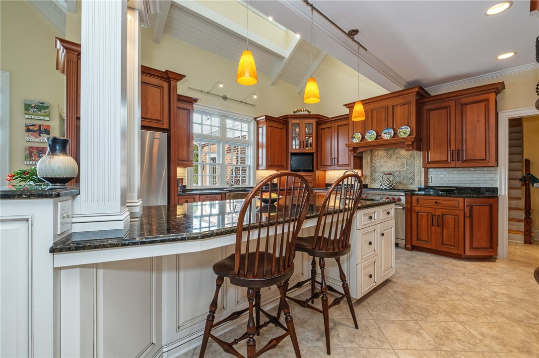103 Destinaire Dr