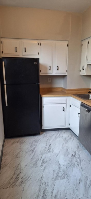 Troy Hill, Pennsylvania 15212, United States, 2 Bedrooms Bedrooms, ,1 BathroomBathrooms,Residential,Active,227956