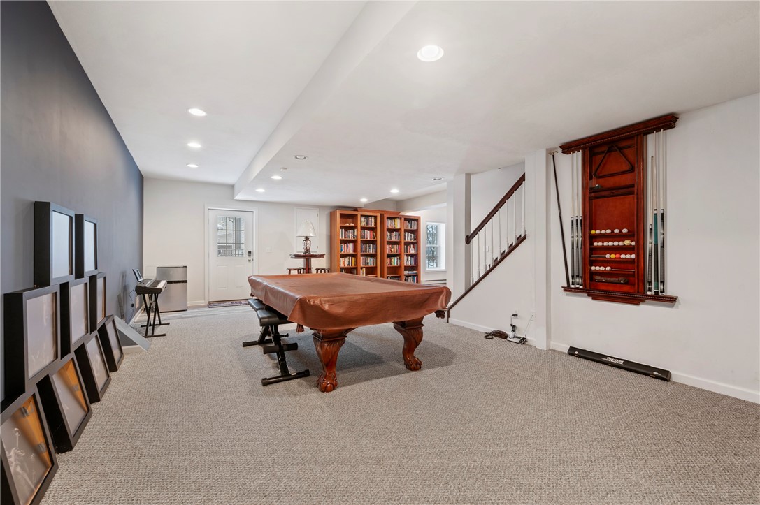 Ohio Twp, Pennsylvania 15237, United States, 4 Bedrooms Bedrooms, ,4 BathroomsBathrooms,Residential,Contingent,16156