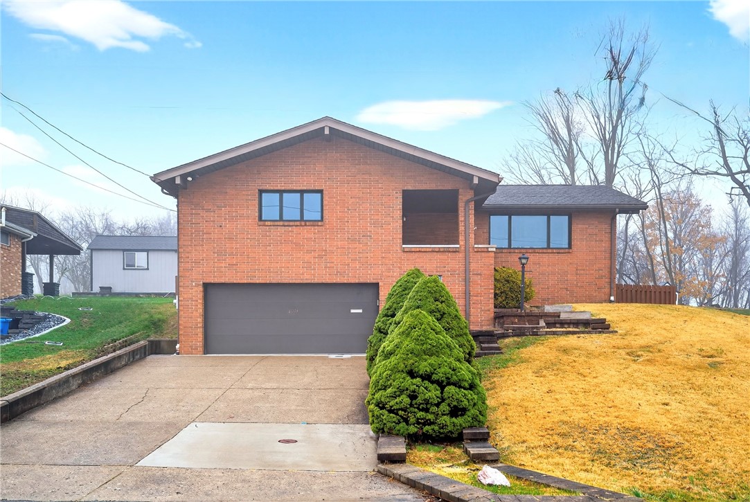 North Huntingdon, Pennsylvania 15642, United States, 3 Bedrooms Bedrooms, ,2 BathroomsBathrooms,Residential,Active,252585