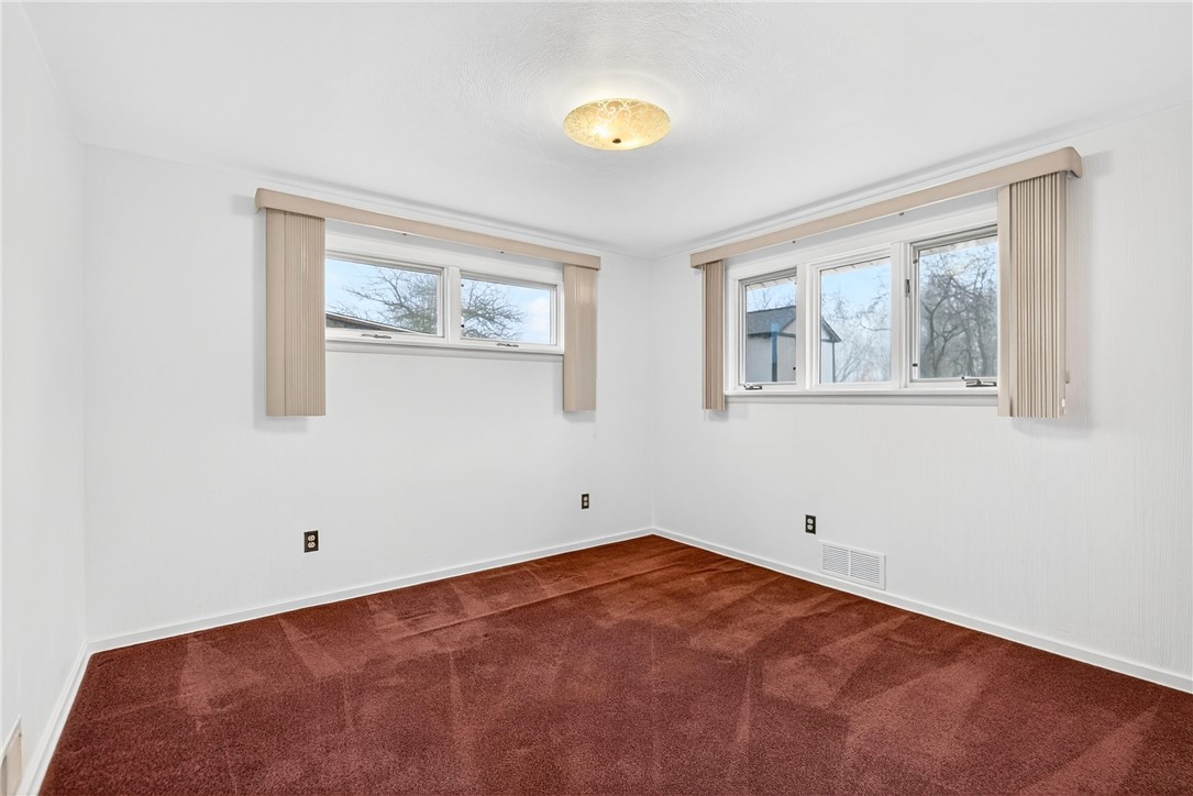 North Huntingdon, Pennsylvania 15642, United States, 3 Bedrooms Bedrooms, ,2 BathroomsBathrooms,Residential,Active,252585