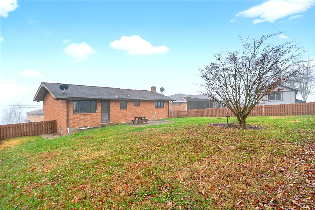 North Huntingdon, Pennsylvania 15642, United States, 3 Bedrooms Bedrooms, ,2 BathroomsBathrooms,Residential,Active,252585