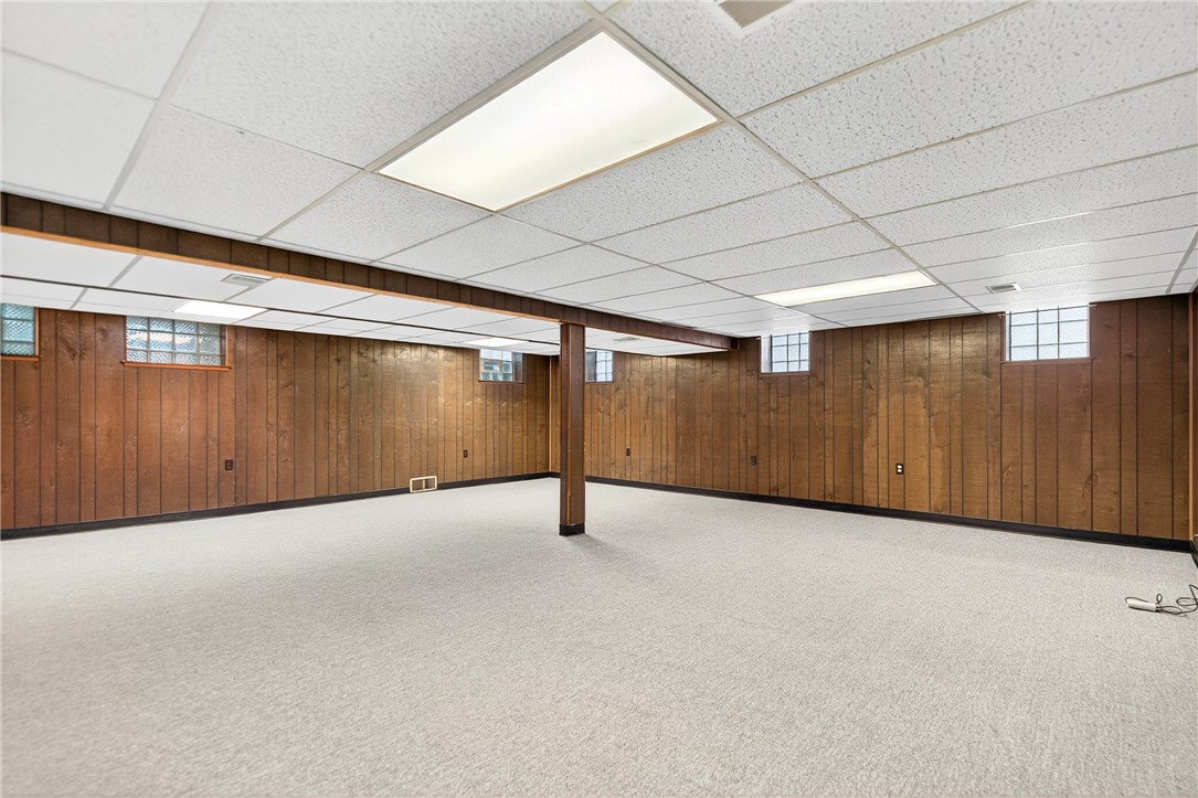 North Huntingdon, Pennsylvania 15642, United States, 3 Bedrooms Bedrooms, ,2 BathroomsBathrooms,Residential,Active,252585