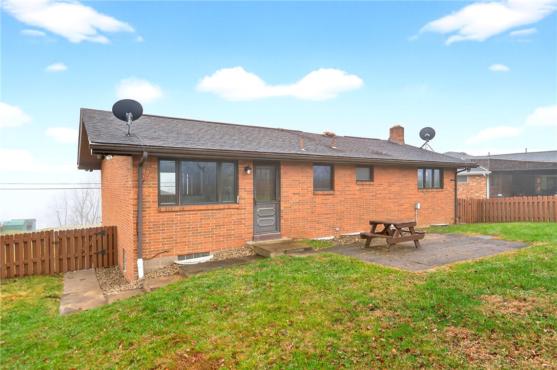 North Huntingdon, Pennsylvania 15642, United States, 3 Bedrooms Bedrooms, ,2 BathroomsBathrooms,Residential,Active,252585