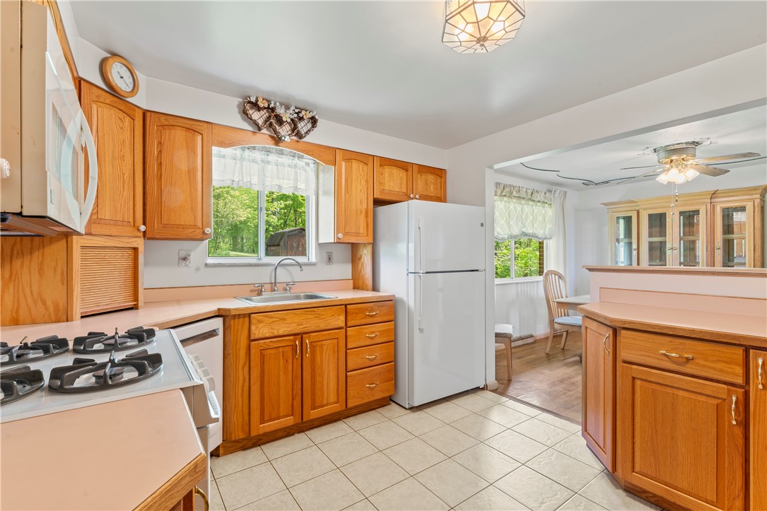 309 Sunset Dr Dr, Baden, Pennsylvania image 12