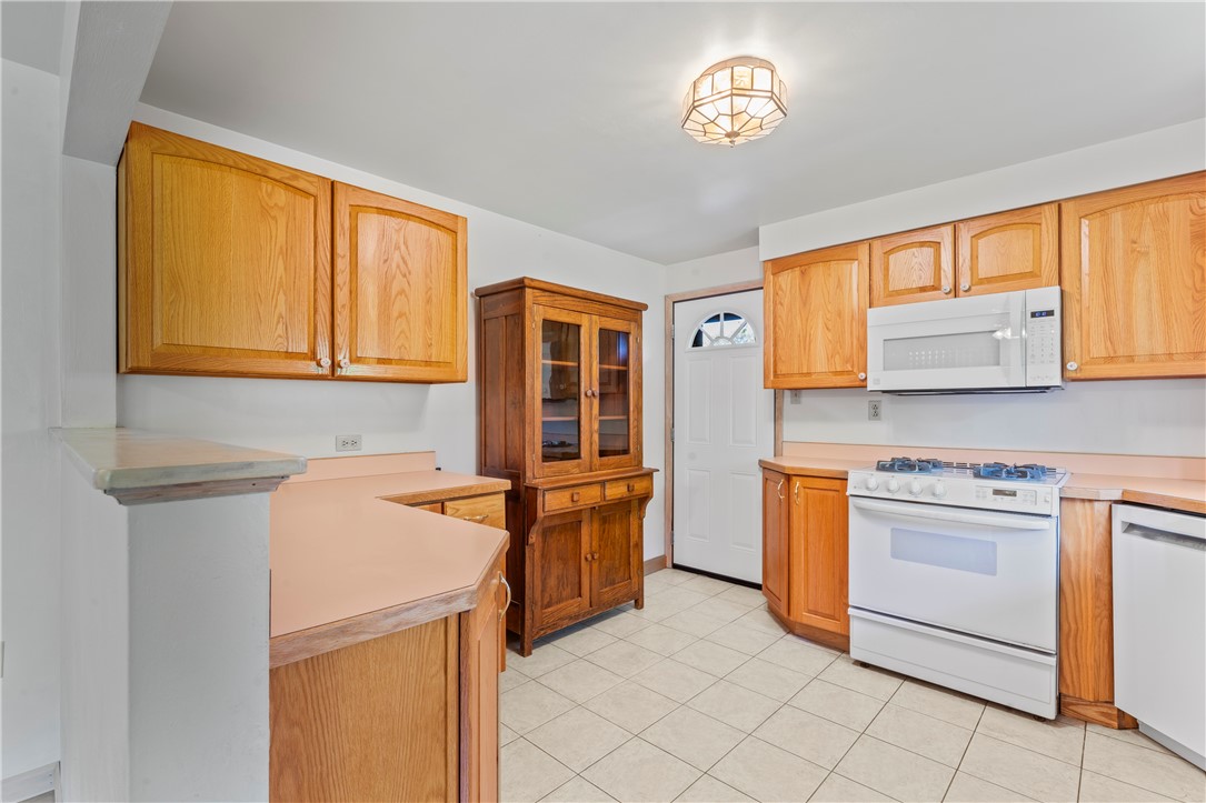 309 Sunset Dr Dr, Baden, Pennsylvania image 13