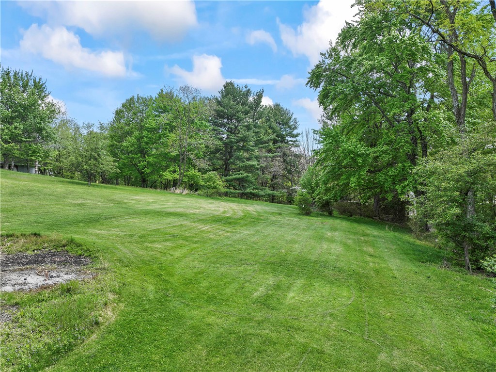 309 Sunset Dr Dr, Baden, Pennsylvania image 32