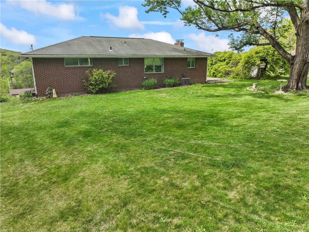 309 Sunset Dr Dr, Baden, Pennsylvania image 29