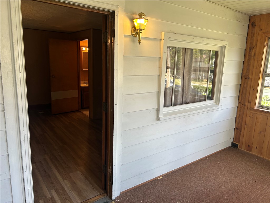 Slippery Rock Boro, Pennsylvania 16057, United States, 3 Bedrooms Bedrooms, ,2 BathroomsBathrooms,Residential,Active,192217