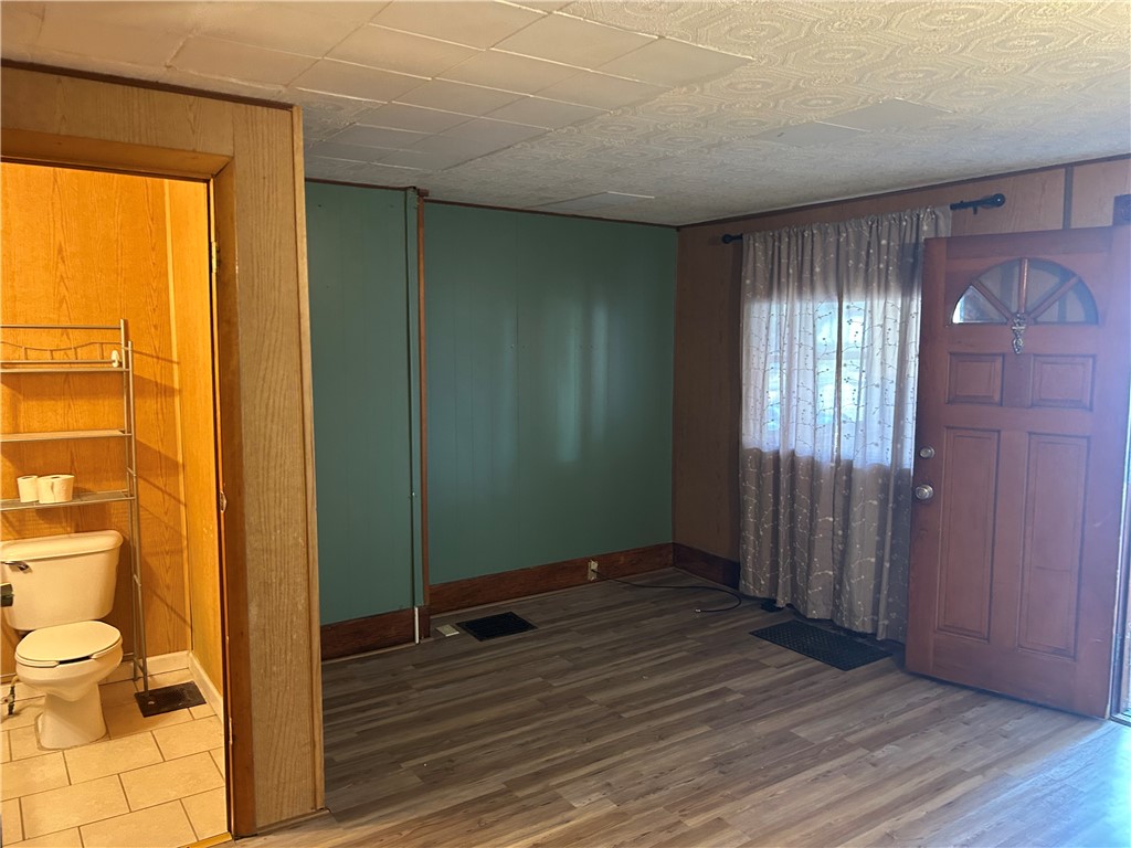 Slippery Rock Boro, Pennsylvania 16057, United States, 3 Bedrooms Bedrooms, ,2 BathroomsBathrooms,Residential,Active,192217