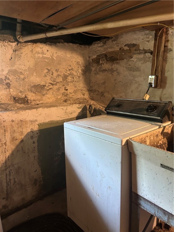 Slippery Rock Boro, Pennsylvania 16057, United States, 3 Bedrooms Bedrooms, ,2 BathroomsBathrooms,Residential,Active,192217