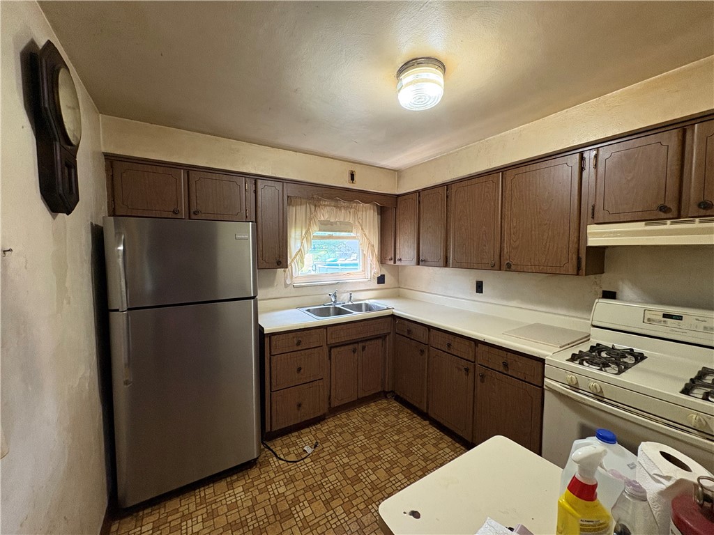5 McMichael Rd