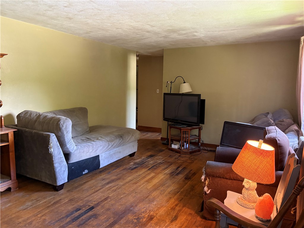 5 McMichael Rd