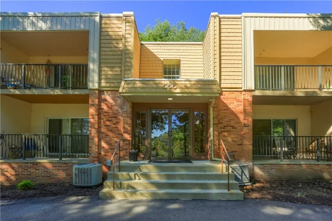 Photo for 555 Sloop Rd 14