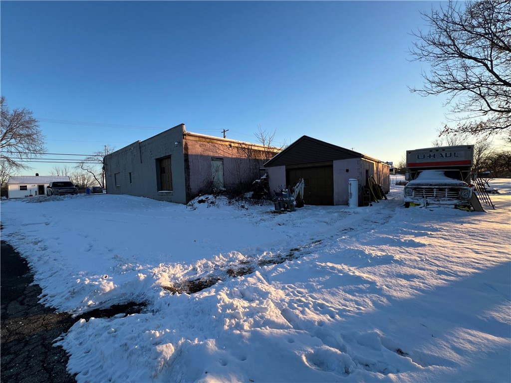 2164 Guffey Rd