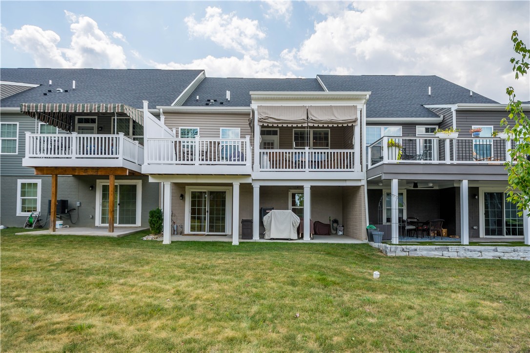 Whitehall, Pennsylvania 15234, United States, 3 Bedrooms Bedrooms, ,4 BathroomsBathrooms,Residential,Active,194618