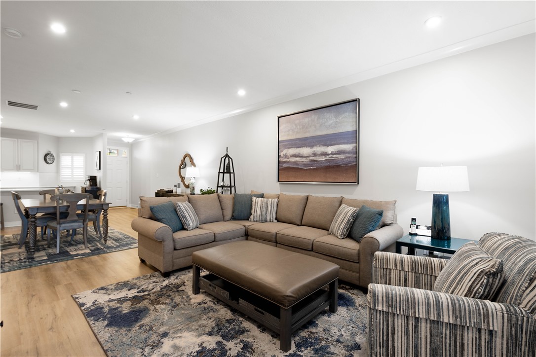 Whitehall, Pennsylvania 15234, United States, 3 Bedrooms Bedrooms, ,4 BathroomsBathrooms,Residential,Active,194618