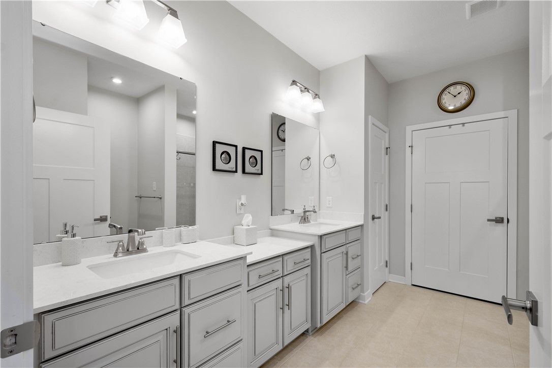 Whitehall, Pennsylvania 15234, United States, 3 Bedrooms Bedrooms, ,4 BathroomsBathrooms,Residential,Active,194618