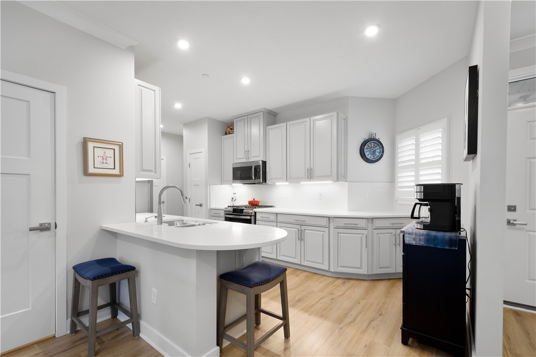 Whitehall, Pennsylvania 15234, United States, 3 Bedrooms Bedrooms, ,4 BathroomsBathrooms,Residential,Active,194618