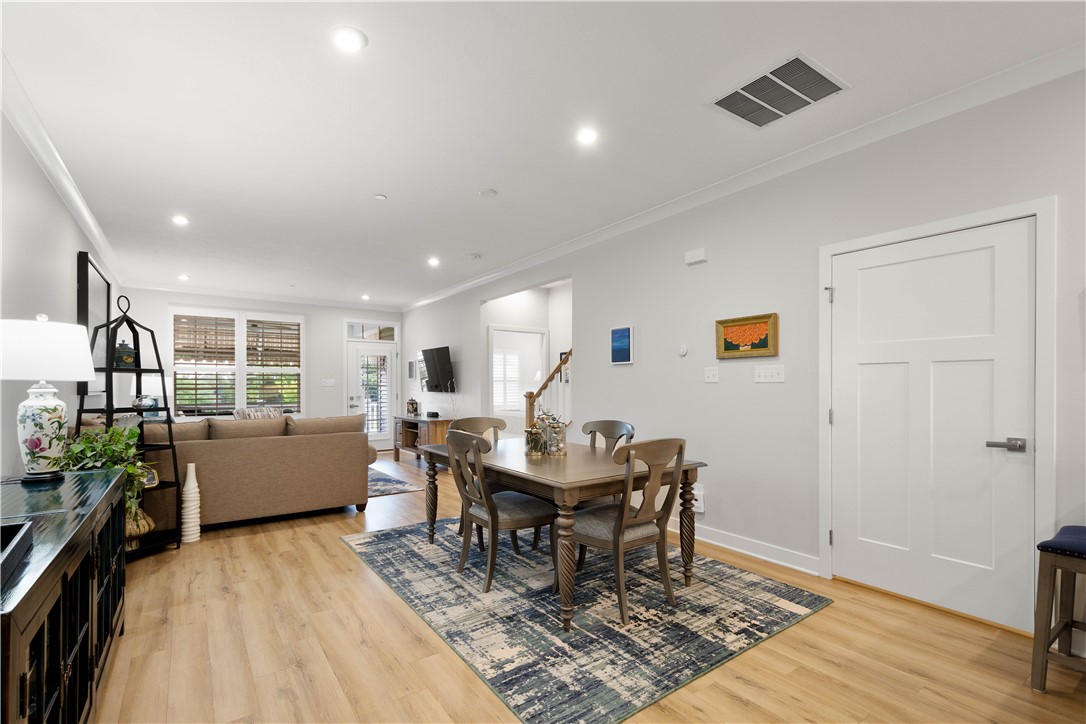 Whitehall, Pennsylvania 15234, United States, 3 Bedrooms Bedrooms, ,4 BathroomsBathrooms,Residential,Active,194618