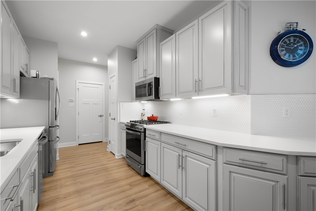 Whitehall, Pennsylvania 15234, United States, 3 Bedrooms Bedrooms, ,4 BathroomsBathrooms,Residential,Active,194618