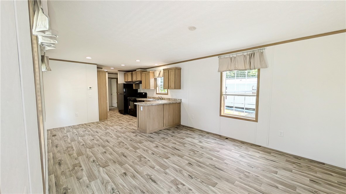 207 Cedar Ln