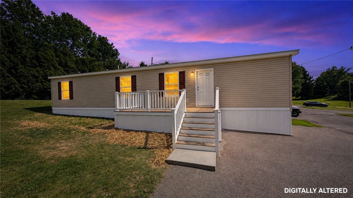 207 Cedar Ln