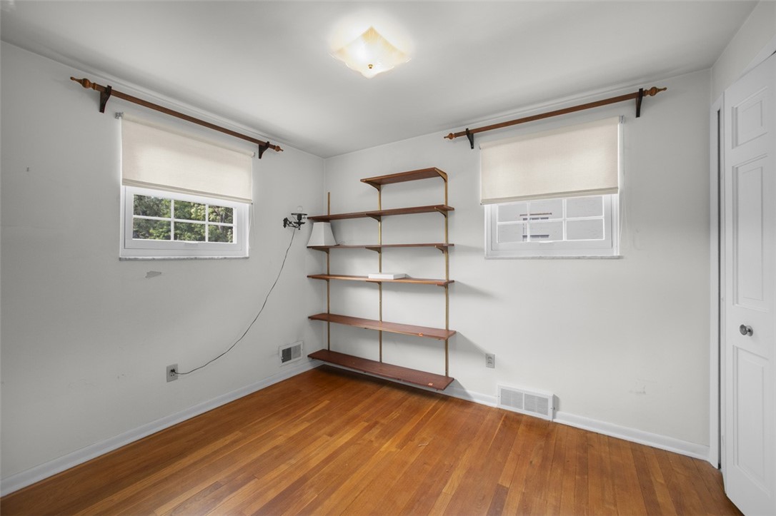 Plum Boro, Pennsylvania 15239, United States, 4 Bedrooms Bedrooms, ,3 BathroomsBathrooms,Residential,Active,174490