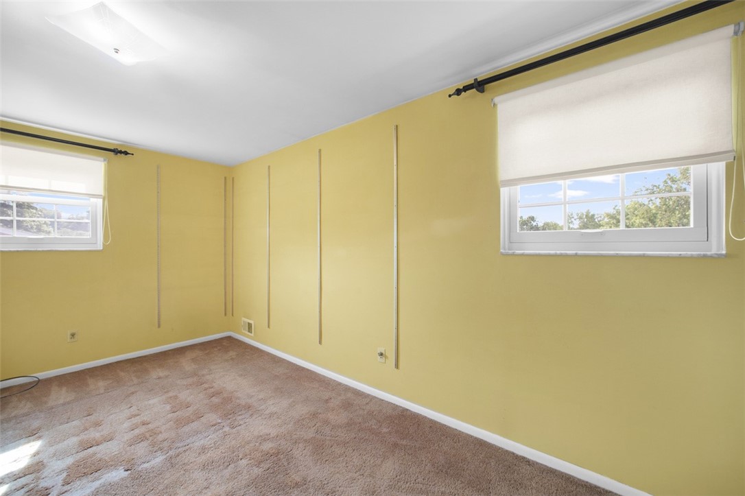 Plum Boro, Pennsylvania 15239, United States, 4 Bedrooms Bedrooms, ,3 BathroomsBathrooms,Residential,Active,174490