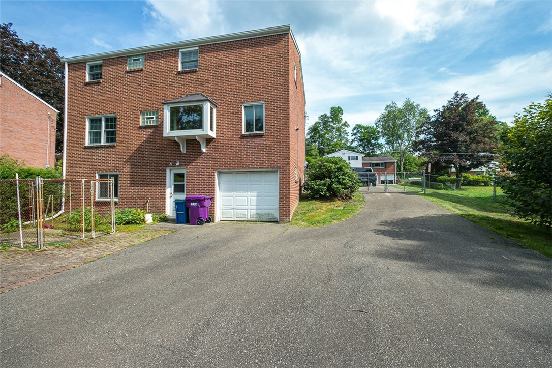 Plum Boro, Pennsylvania 15239, United States, 4 Bedrooms Bedrooms, ,3 BathroomsBathrooms,Residential,Active,174490