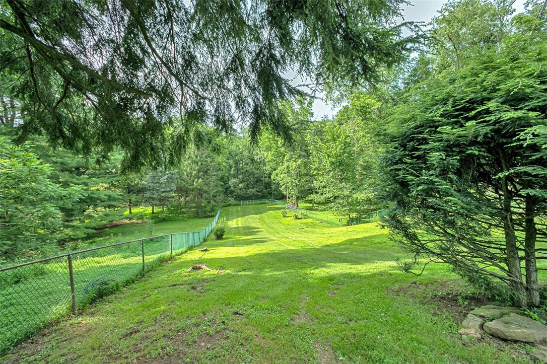 Plum Boro, Pennsylvania 15239, United States, 4 Bedrooms Bedrooms, ,3 BathroomsBathrooms,Residential,Active,174490