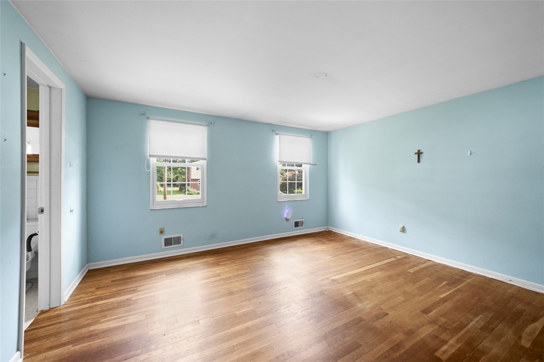 Plum Boro, Pennsylvania 15239, United States, 4 Bedrooms Bedrooms, ,3 BathroomsBathrooms,Residential,Active,174490