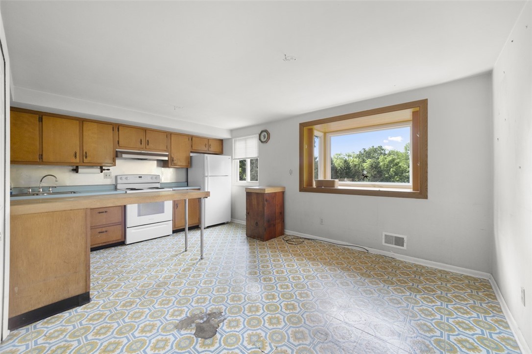 Plum Boro, Pennsylvania 15239, United States, 4 Bedrooms Bedrooms, ,3 BathroomsBathrooms,Residential,Active,174490