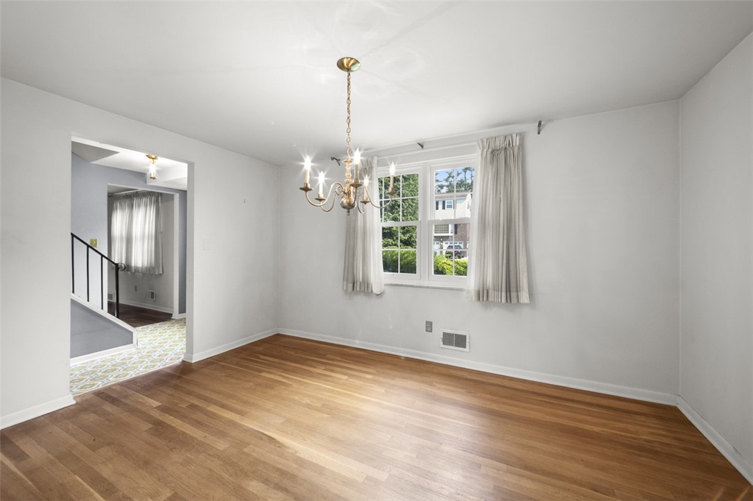 Plum Boro, Pennsylvania 15239, United States, 4 Bedrooms Bedrooms, ,3 BathroomsBathrooms,Residential,Active,174490