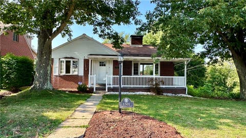 Photo for 1501 Hawthorne