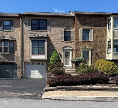 Photo of 107 Glenwood Dr, Monroeville, PA 15146 (MLS # 1752807)