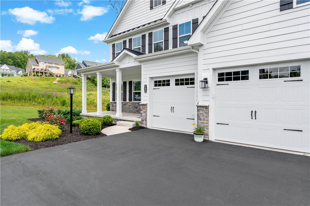 107 Abigail Dr