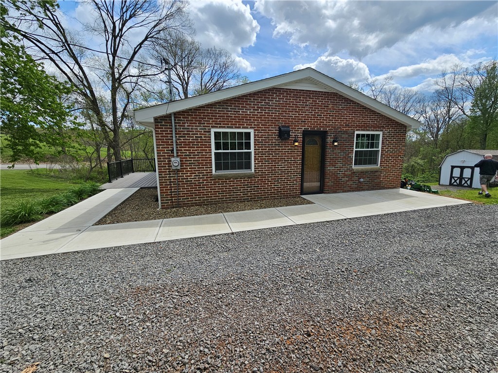 138 Center Dr