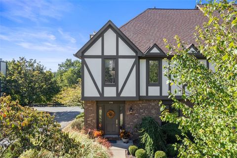 Photo of 176 Shadow Ridge Dr, Pittsburgh, PA 15238 (MLS # 1724393)