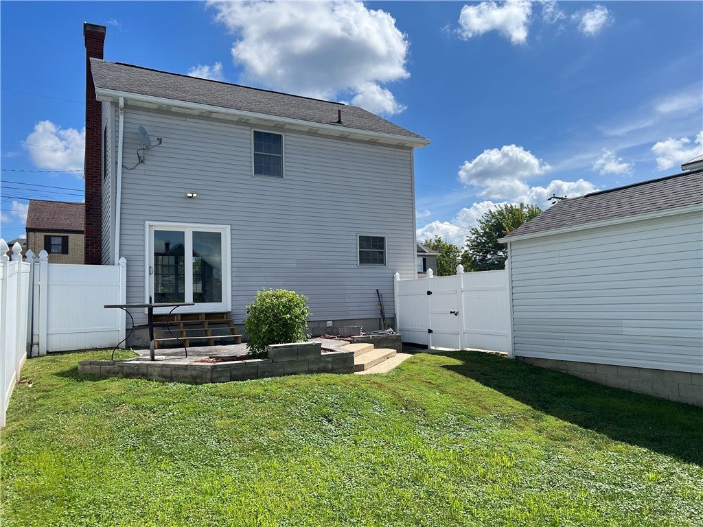 40 Devan Ave