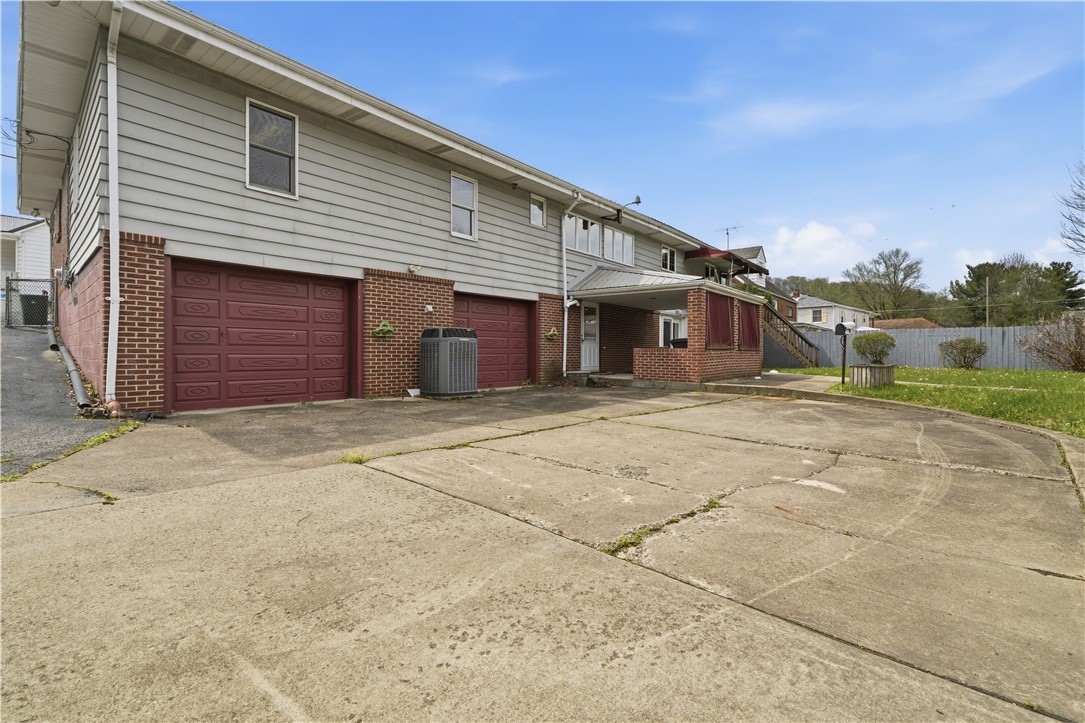 313 Allison St