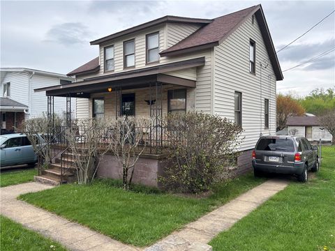 Photo of 1036 Woodstock Ave, Hopwood, PA 15445 (MLS # 1746125)