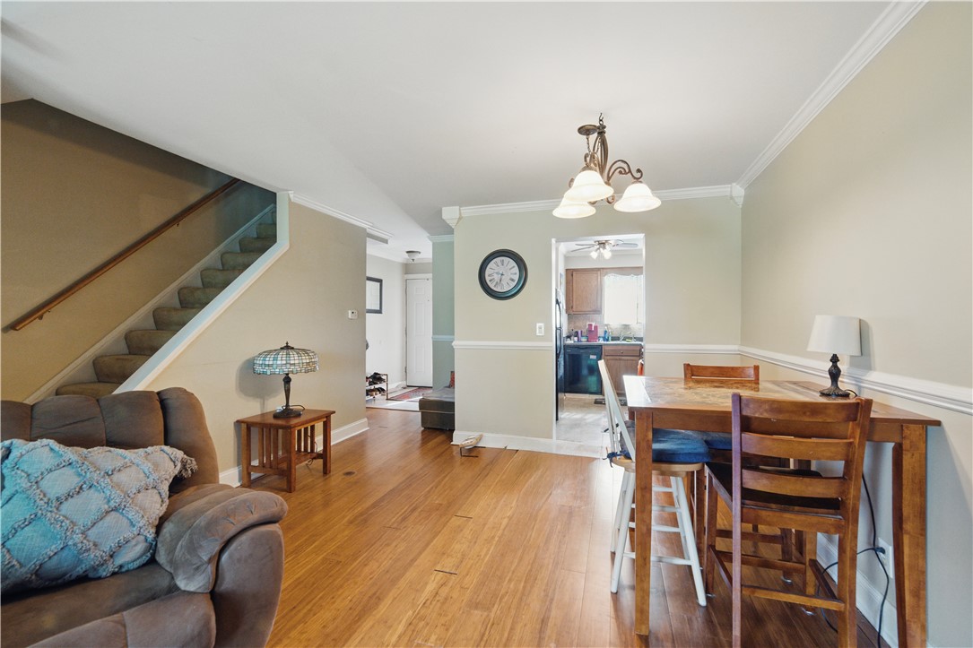 Moon/Crescent Twp, Pennsylvania 15108, United States, 2 Bedrooms Bedrooms, ,2 BathroomsBathrooms,Residential,Contingent,136075