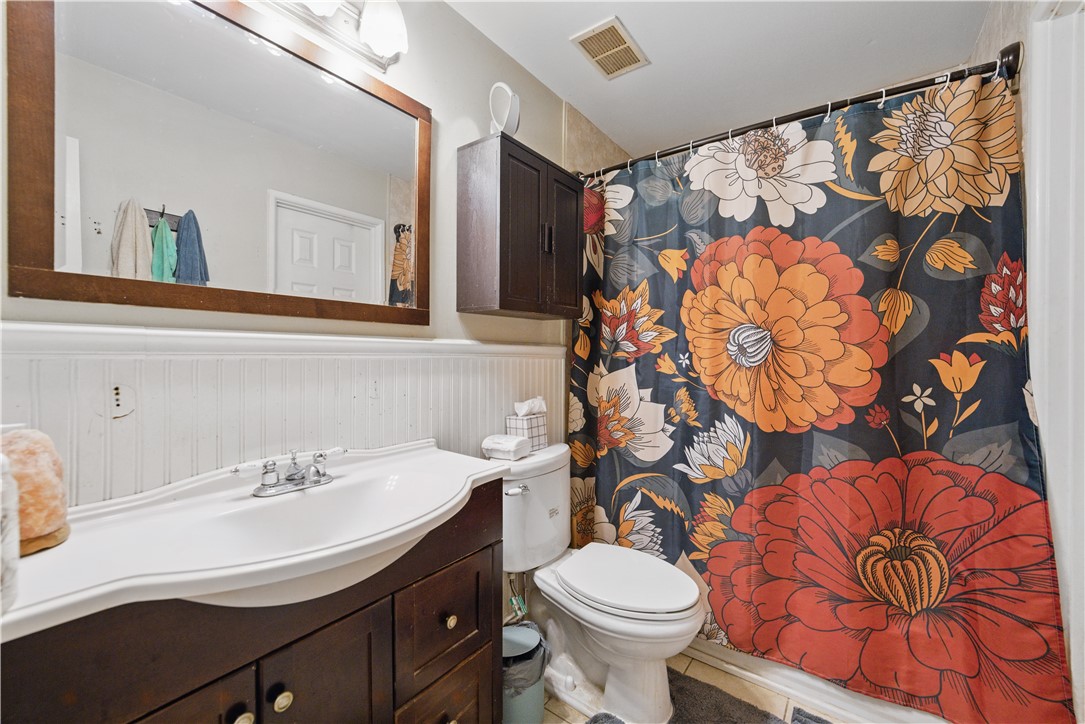 Moon/Crescent Twp, Pennsylvania 15108, United States, 2 Bedrooms Bedrooms, ,2 BathroomsBathrooms,Residential,Contingent,136075