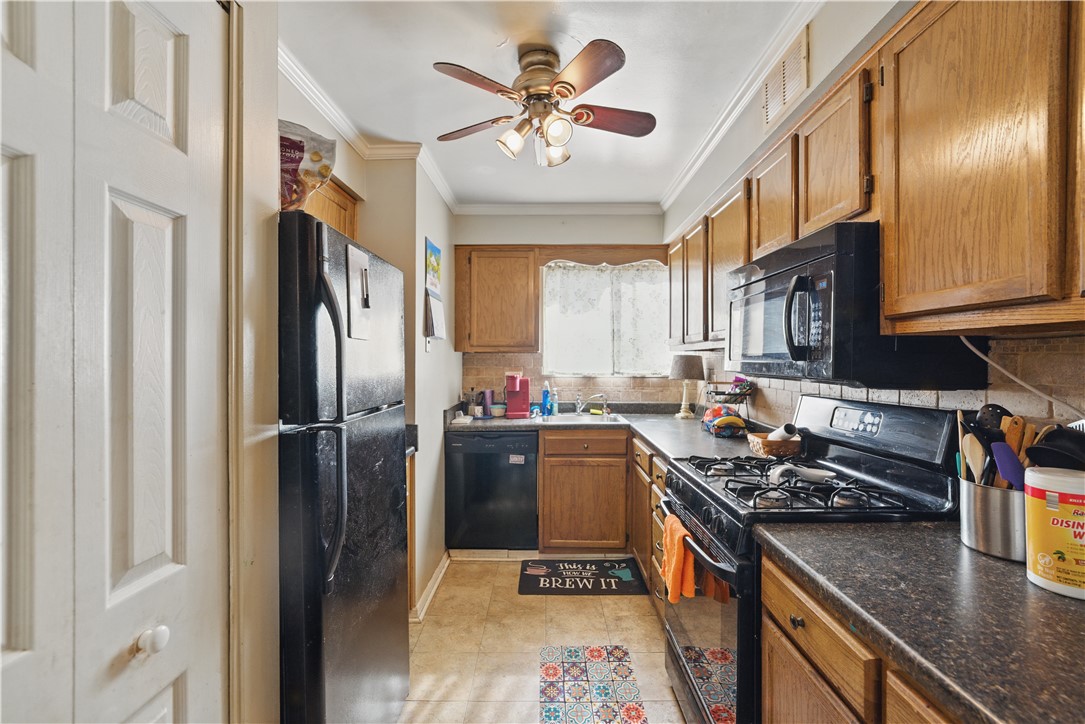 Moon/Crescent Twp, Pennsylvania 15108, United States, 2 Bedrooms Bedrooms, ,2 BathroomsBathrooms,Residential,Contingent,136075